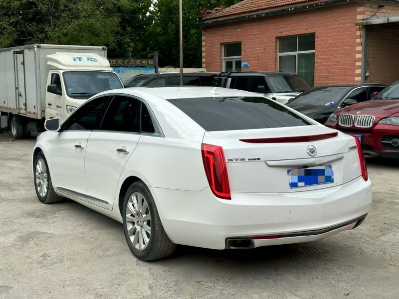 淄博16年凯迪拉克XTS8