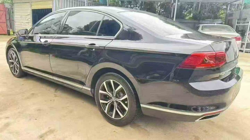 昭通23年大众迈腾8