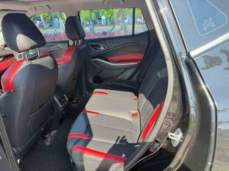 玉溪22年江淮思皓5