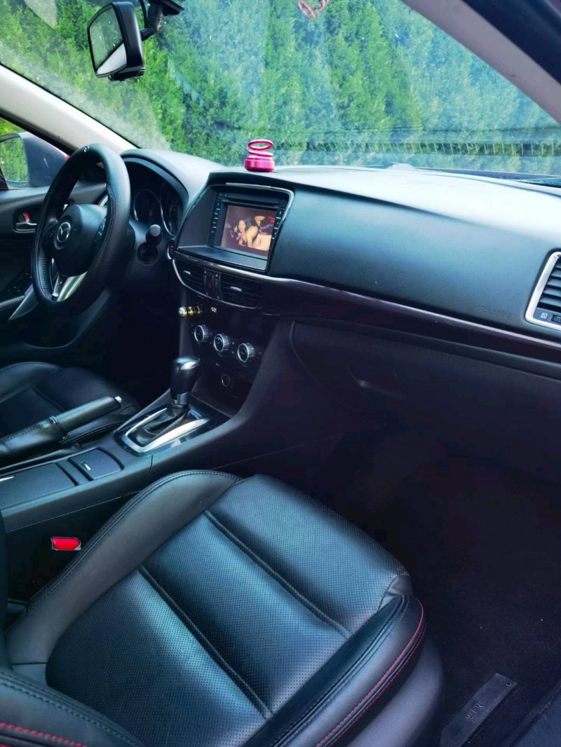 青岛15年马自达阿特兹9