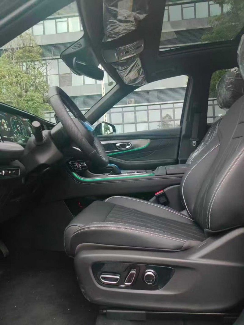 东莞25年传祺GS84