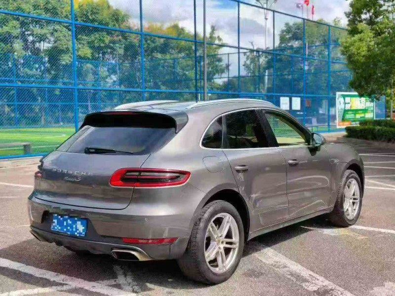 嘉兴15年保时捷Macan7