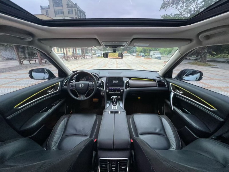 汕头19年本田冠道7