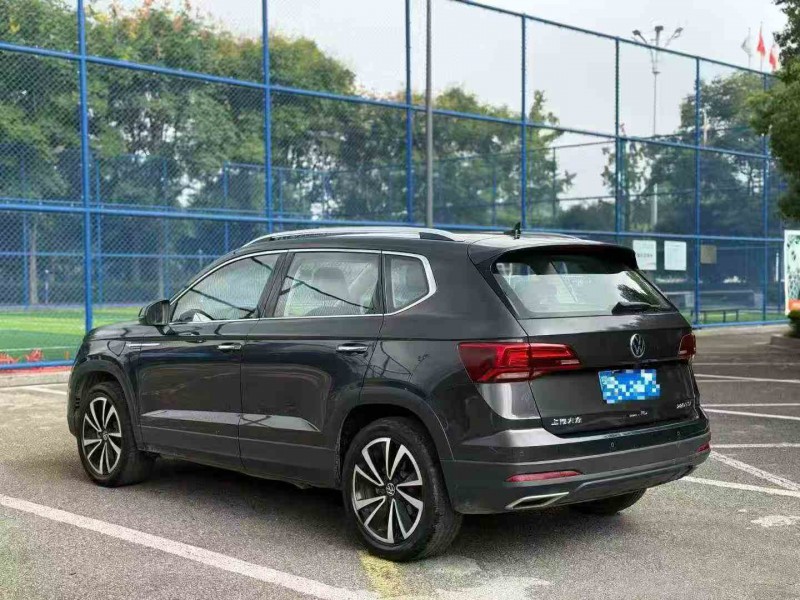 嘉兴22年大众途岳8