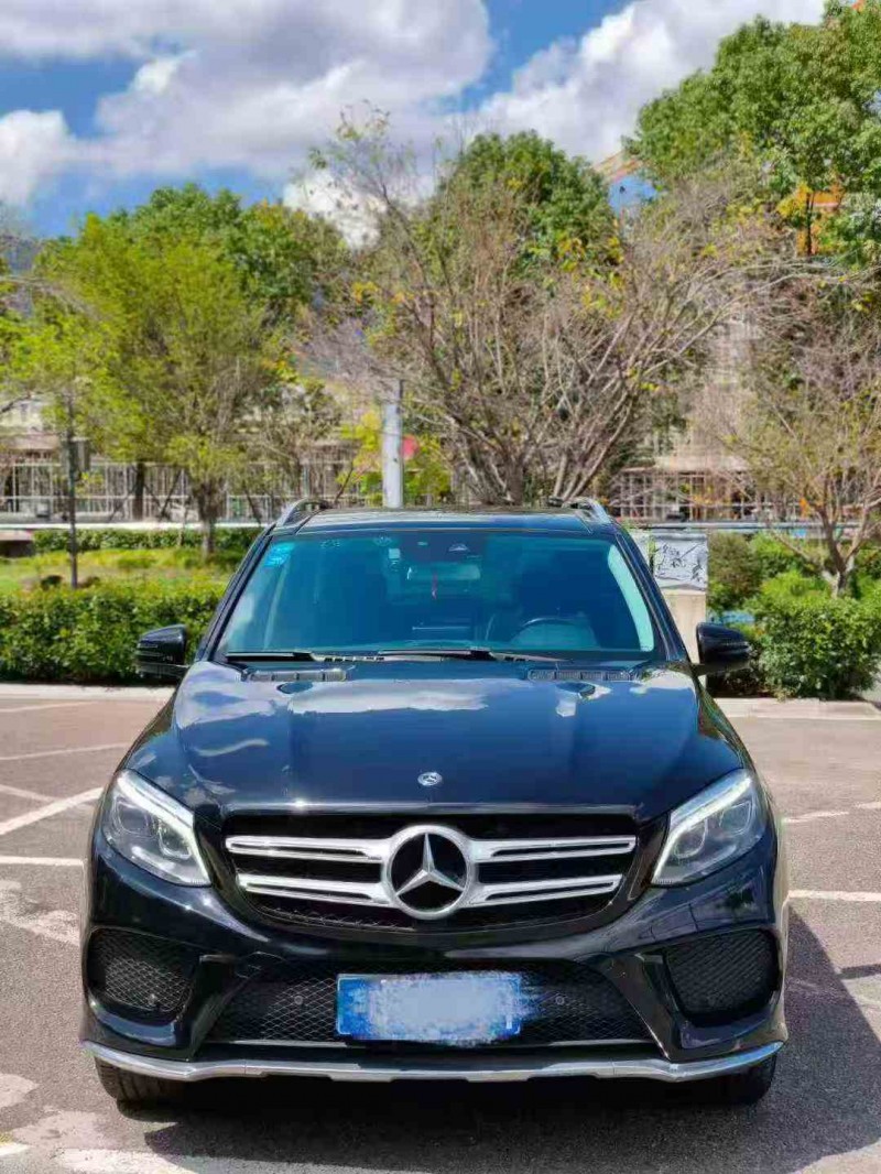 宁波17年奔驰GLE1