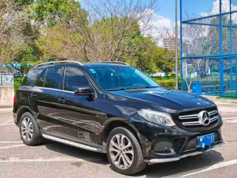 宁波17年奔驰GLE3