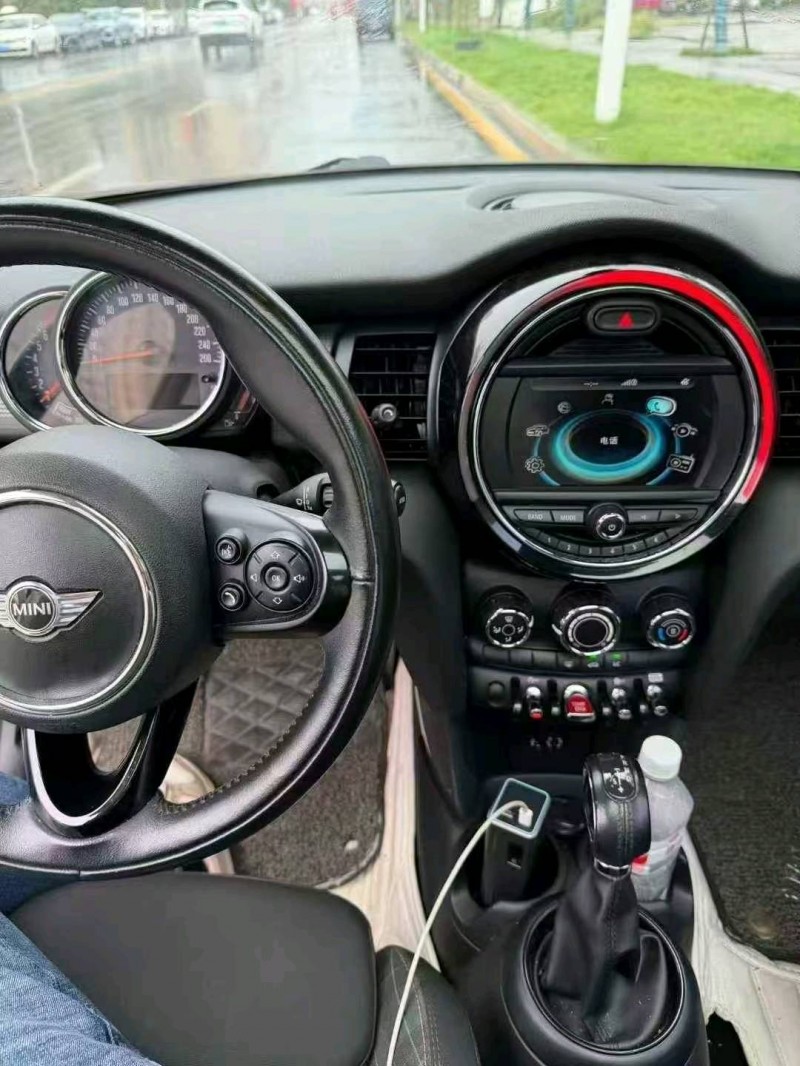 成都18年MINICooper4