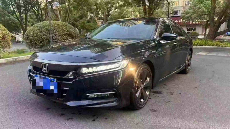 杭州21年本田雅阁2