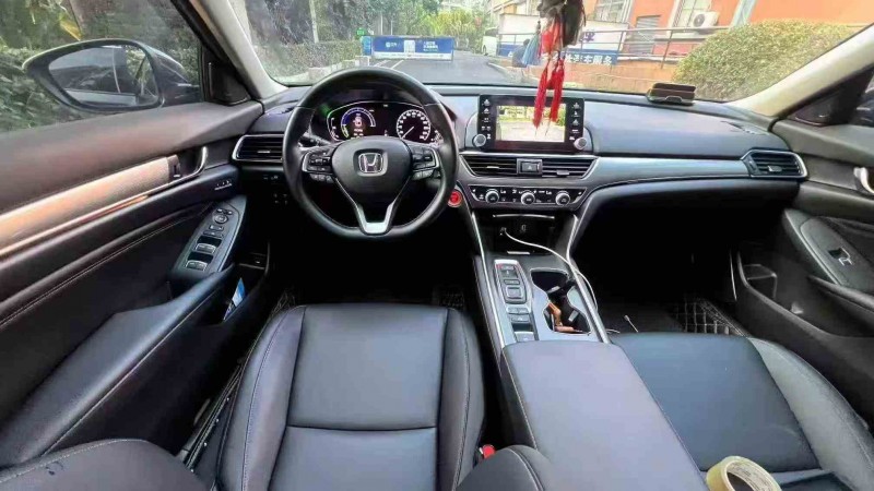 杭州21年本田雅阁6