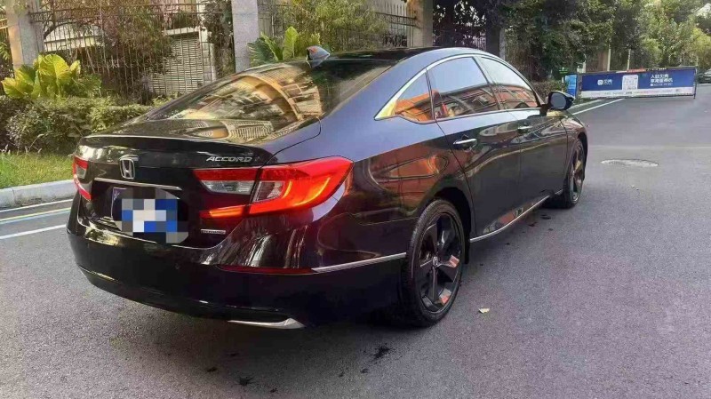 杭州21年本田雅阁7