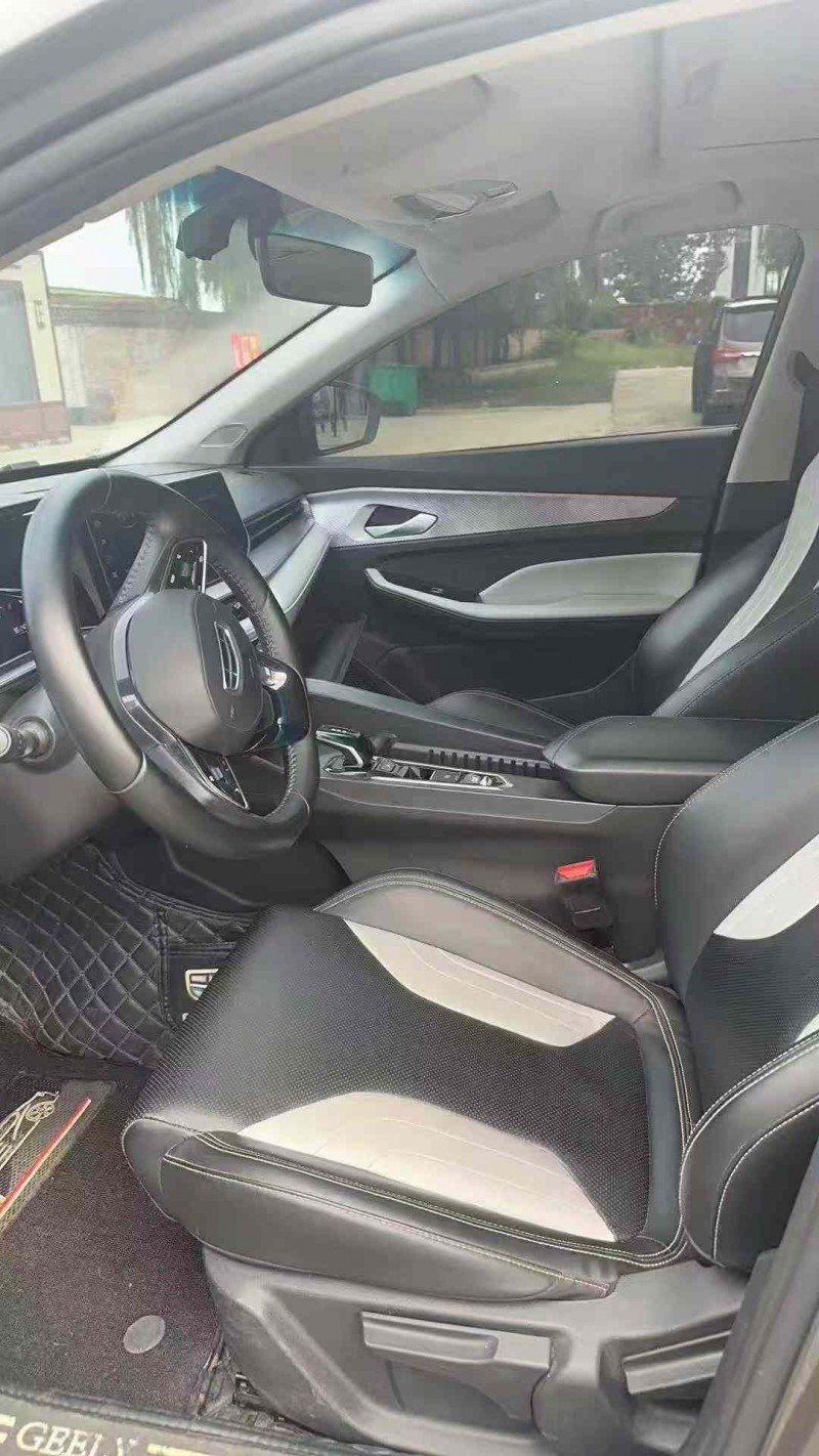 保定23年吉利缤瑞7