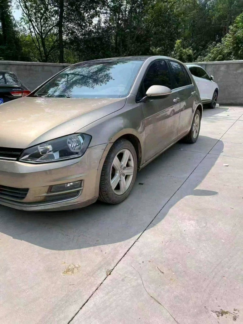 嘉兴15年大众高尔夫3