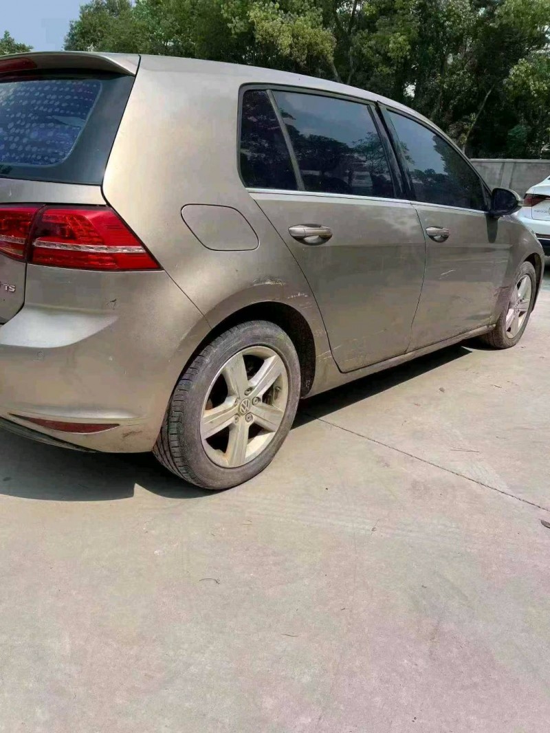 嘉兴15年大众高尔夫9