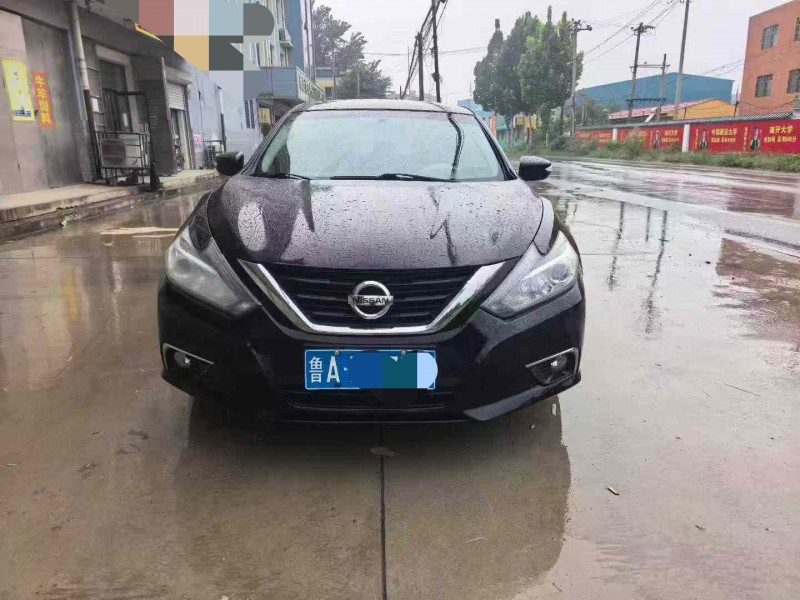 保定17年日产天籁1