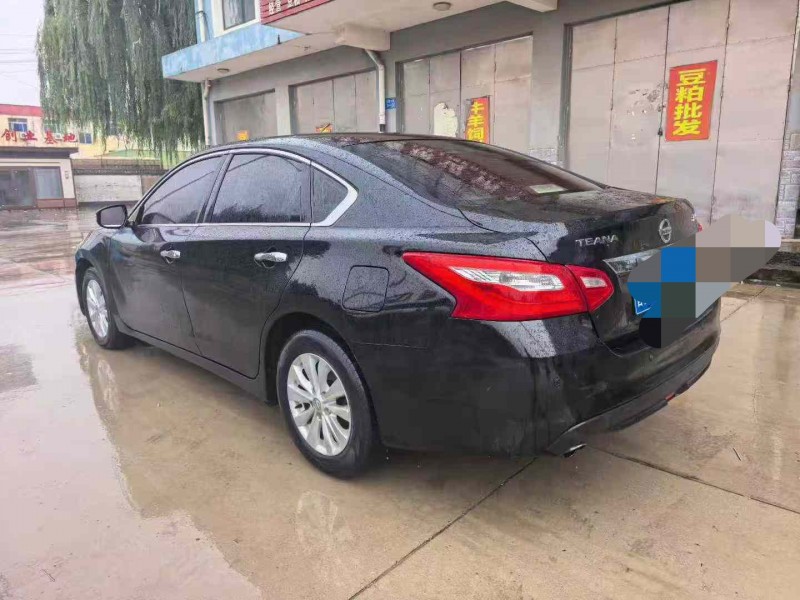 保定17年日产天籁7