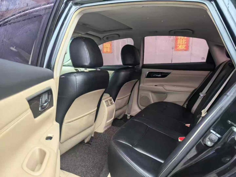 保定17年日产天籁9