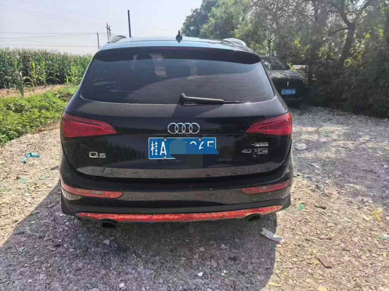 保定13年奥迪Q54