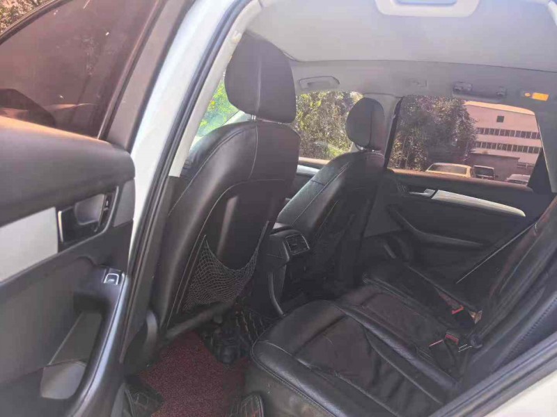 保定13年奥迪Q59