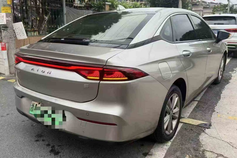 湖州23年传祺埃安S8