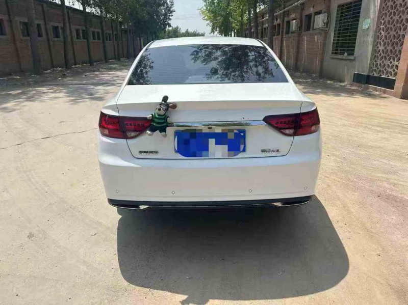 保定21年吉利帝豪3