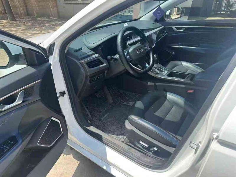 保定21年吉利帝豪9