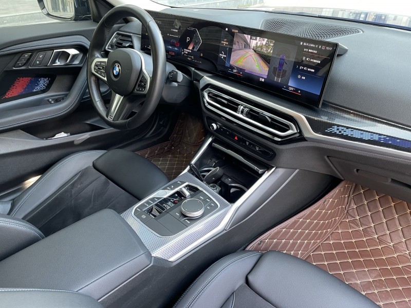 济宁24年宝马2系5