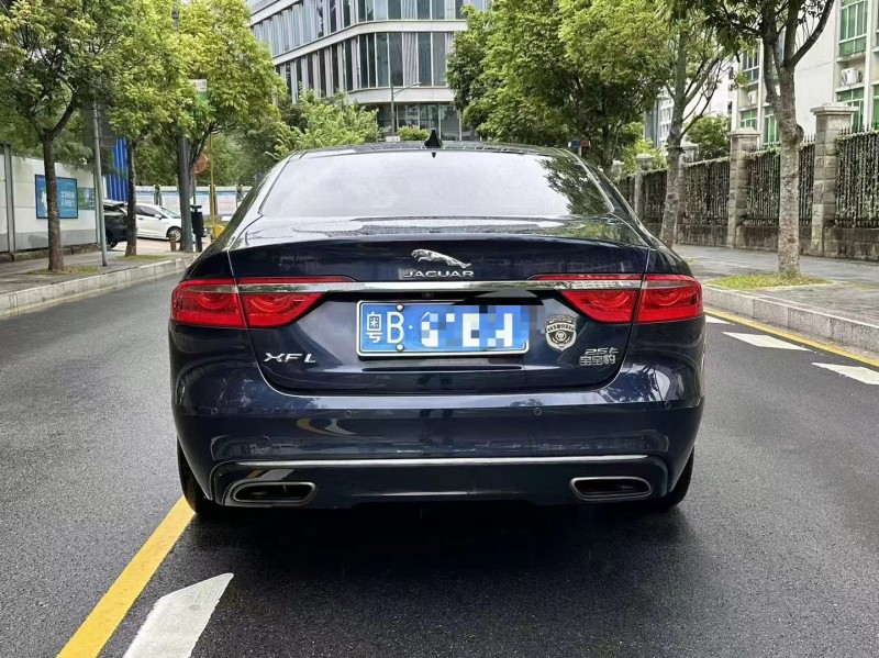 保定17年捷豹XFL8