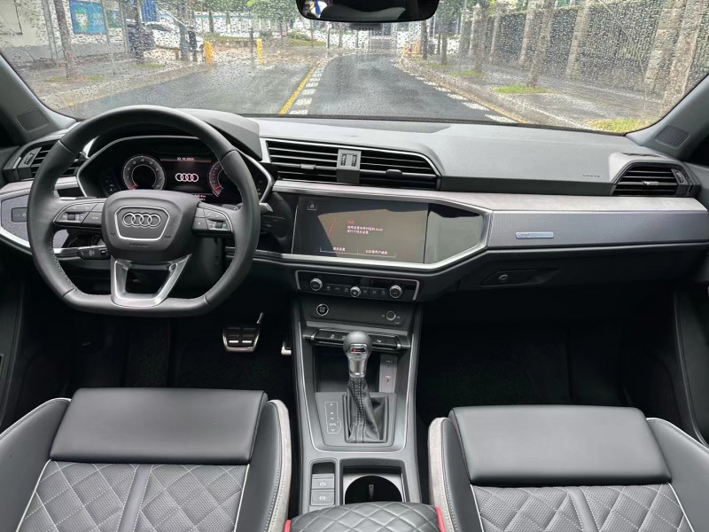 深圳25年奥迪Q32