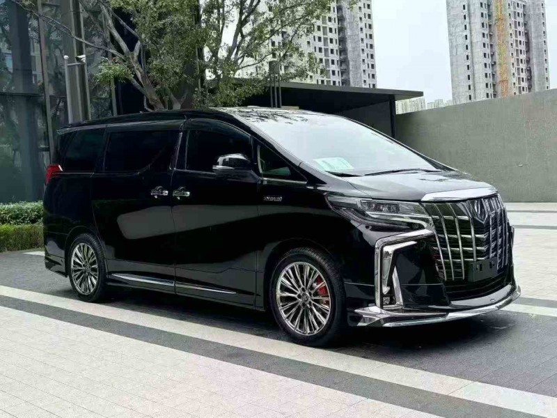 徐州22年丰田埃尔法2