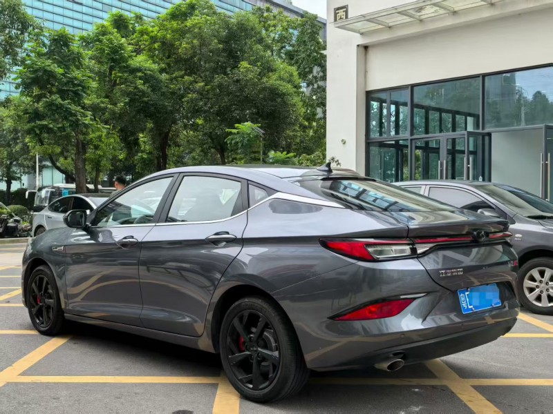 深圳25年江淮A57