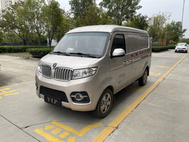 济宁19年华晨海狮2