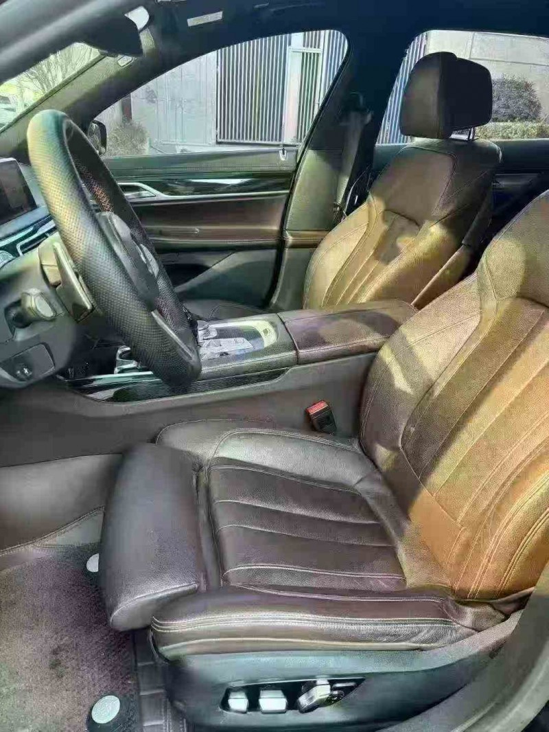 徐州19年宝马7系4