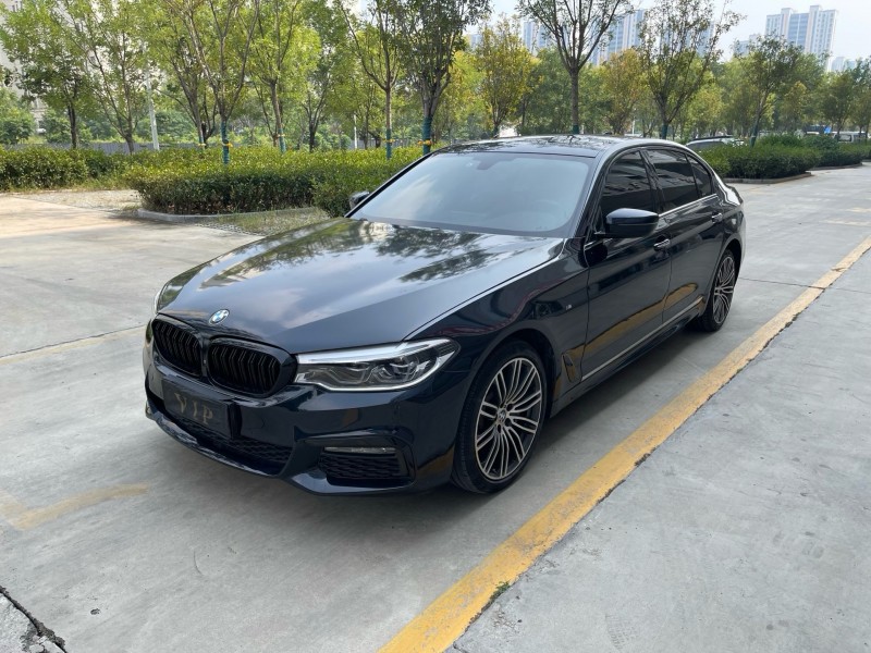 济宁18年宝马5系3