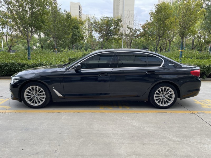 济宁19年宝马5系9