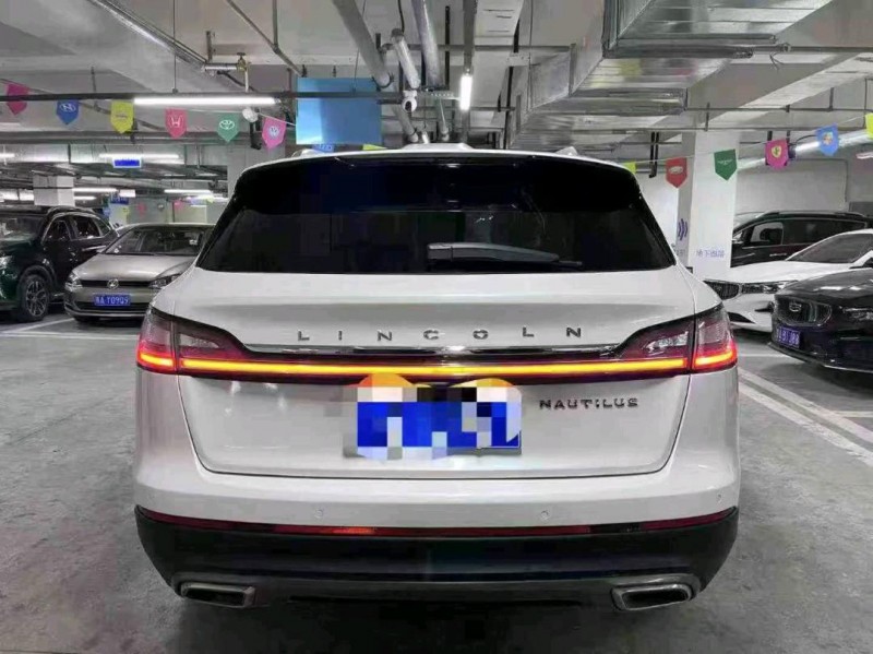 成都22年林肯航海家7