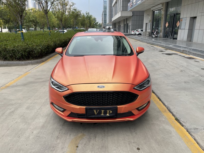 济宁17年福特蒙迪欧1