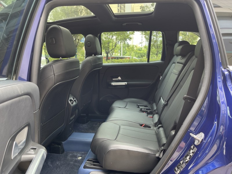 济宁21年奔驰GLB7