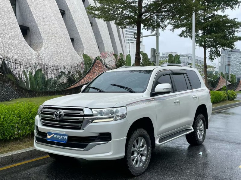 深圳20年丰田兰德酷路泽2