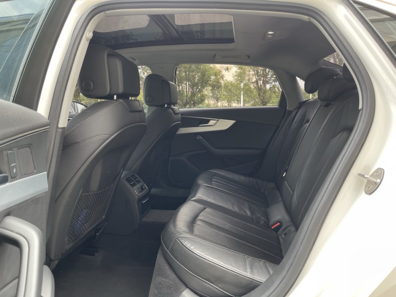 济宁22年奥迪A4L5