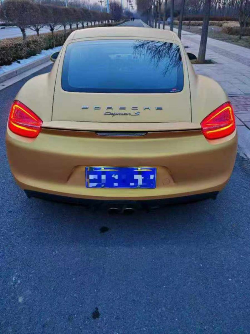 石家庄13年保时捷卡曼9