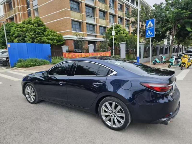 南宁20年马自达阿特兹8