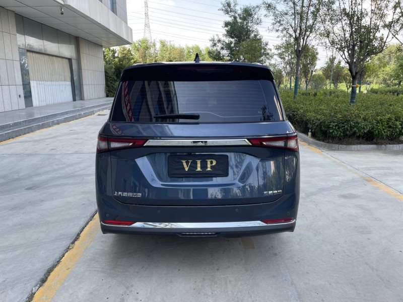 济宁22年五菱汽车佳辰7