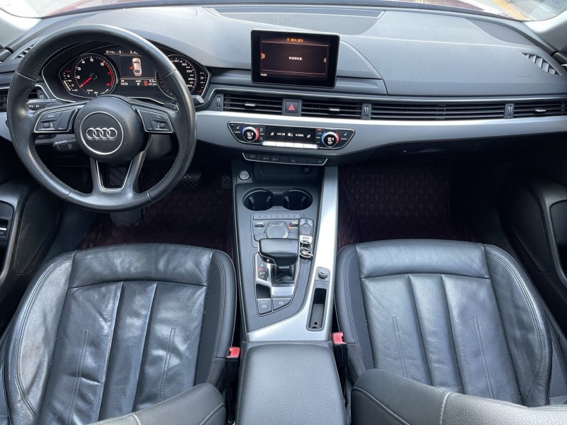 济宁17年奥迪A56