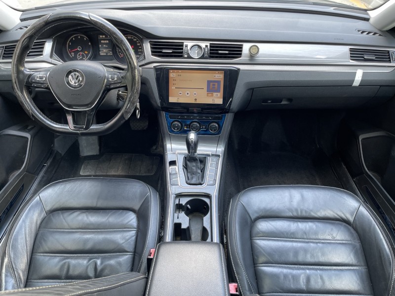 济宁16年大众帕萨特4