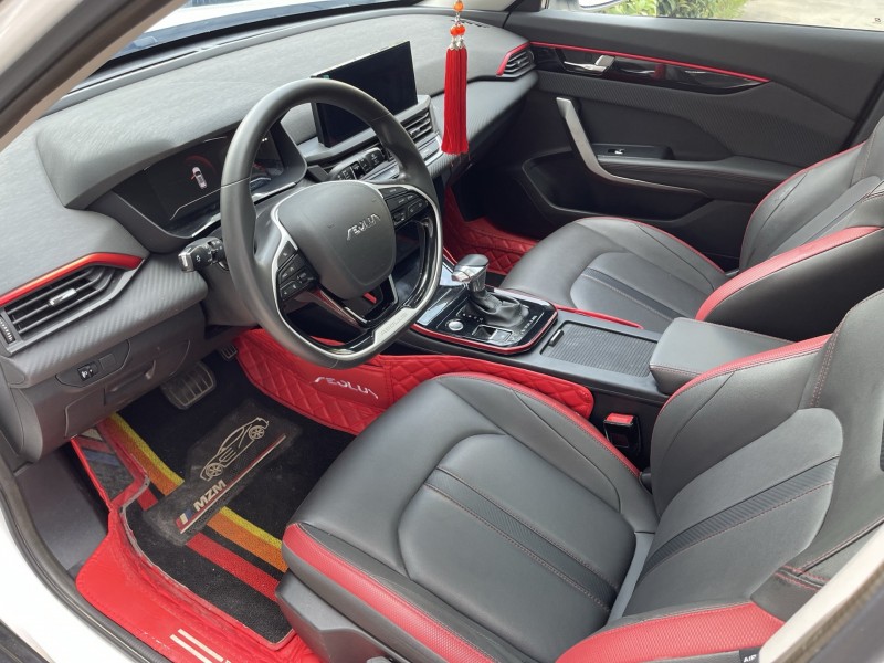 济宁22年东风奕炫7