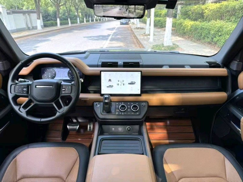 盐城21年路虎卫士3