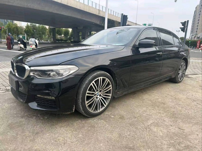 徐州18年宝马5系3