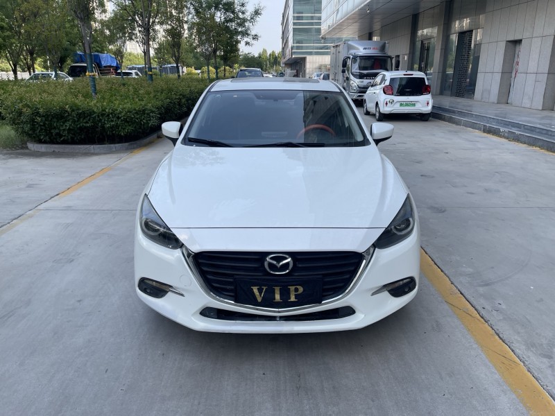 济宁19年马自达昂克赛拉1