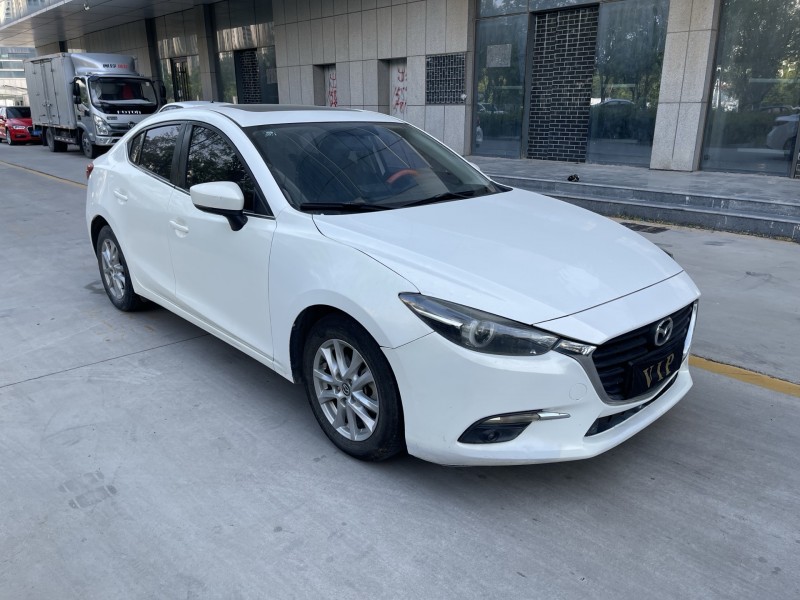 济宁19年马自达昂克赛拉2