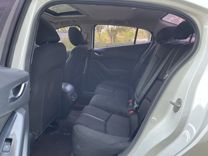 济宁19年马自达昂克赛拉5